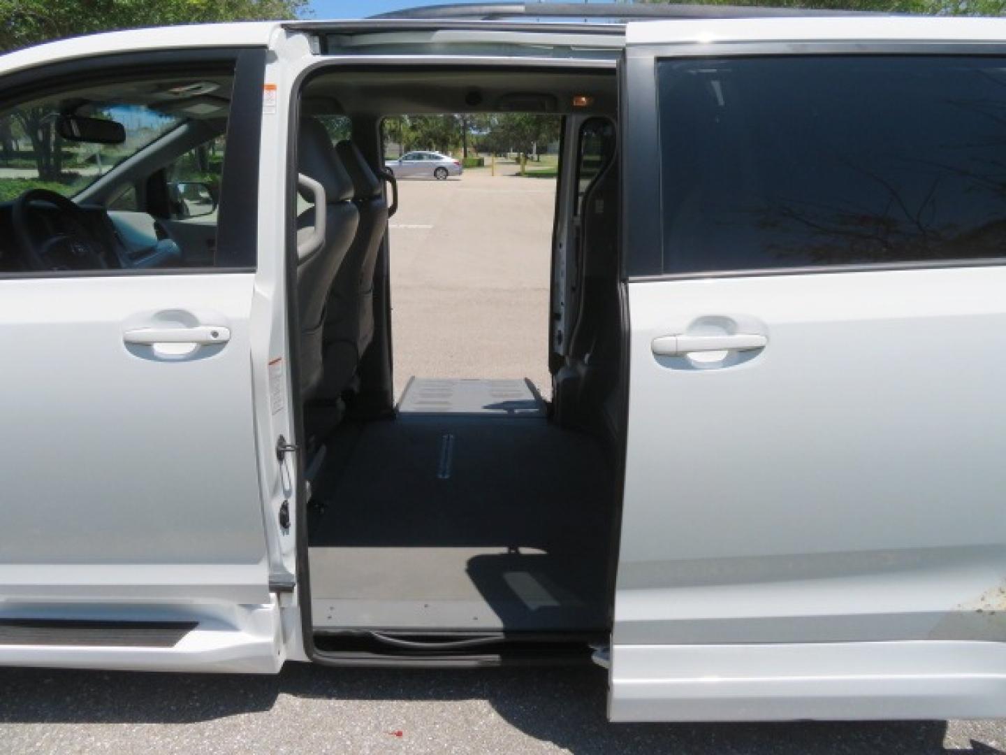 2016 White /Gray Toyota Sienna (5TDKK3DC8GS) , located at 4301 Oak Circle #19, Boca Raton, FL, 33431, (954) 561-2499, 26.388861, -80.084038 - You are looking at Gorgeous Low Mileage 2016 Toyota Sienna LE Braunability XT Handicap Van Wheelchair Van Conversion Van with 26K Original Miles, Power Side Entry Ramp with Kneeling Van Function, Passenger Side Quick Lock System (same as ez lock), Quick Release Front Seats, Floor with L Tracks, Leat - Photo#56